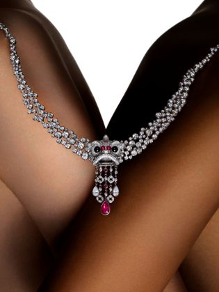 eelin以精妙珠宝之技“艺述”永恒瓦力棋牌试玩摩登复兴 琢艺为宝 Q(图4) eelin以精妙珠宝之技“艺述”永恒瓦力棋牌试玩摩登复兴 琢艺为宝 Q(图4)