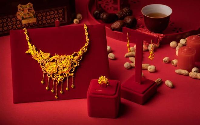 金价翻3倍三金成难题不是不想是结不起瓦力游戏app难怪大家不结婚!5年(图6) 金价翻3倍三金成难题不是不想是结不起瓦力游戏app难怪大家不结婚!5年(图6)