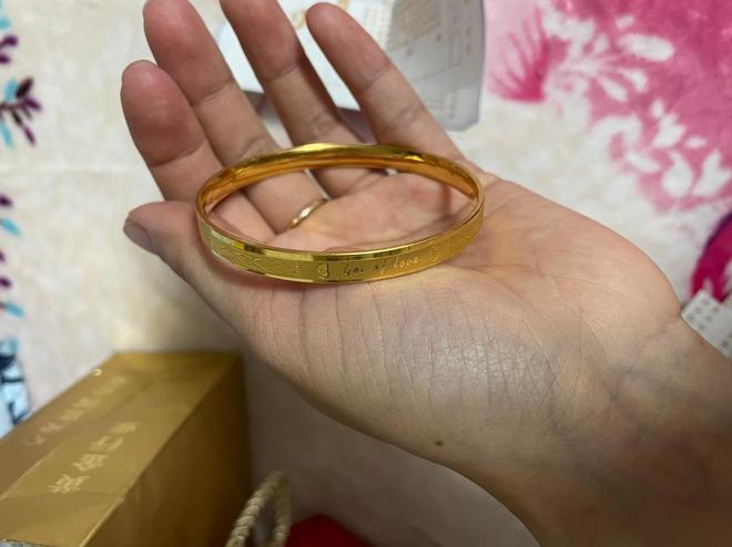 金价翻3倍三金成难题不是不想是结不起瓦力游戏app难怪大家不结婚!5年(图8) 金价翻3倍三金成难题不是不想是结不起瓦力游戏app难怪大家不结婚!5年(图8)