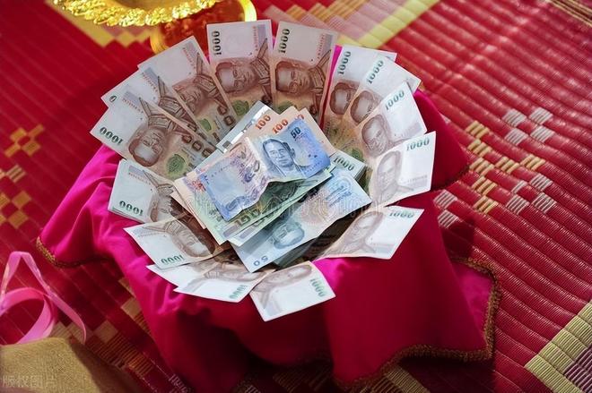 金价翻3倍三金成难题不是不想是结不起瓦力游戏app难怪大家不结婚!5年(图3) 金价翻3倍三金成难题不是不想是结不起瓦力游戏app难怪大家不结婚!5年(图3)